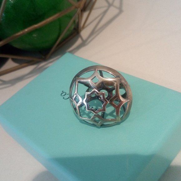NEW Tiffany & Co. Rare, Art Deco Ring - Picture 5 of 5